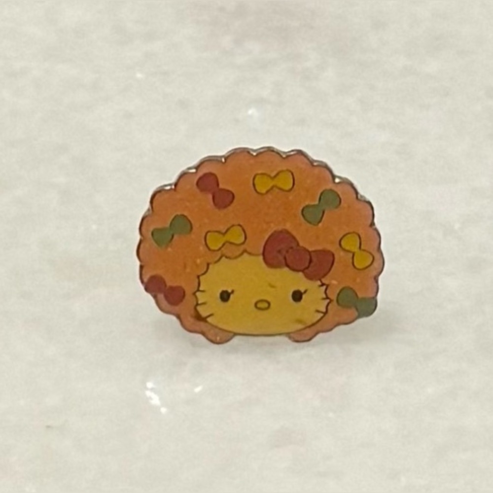 ✔️Antique Hello Kitty Afro Ring
